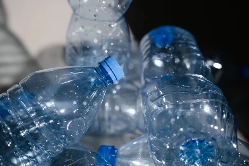 Old School vs. New Wave: How Gen Alpha Is Completely Rewriting the Bottle Flip Playbook